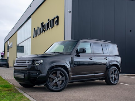 Land Rover Defender 0