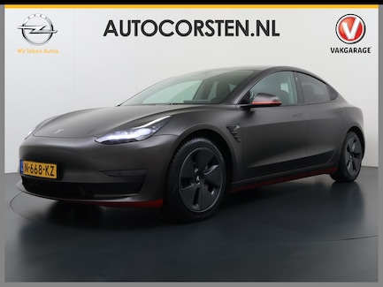 Tesla Model 3 0