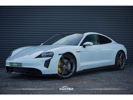 Porsche Taycan 0