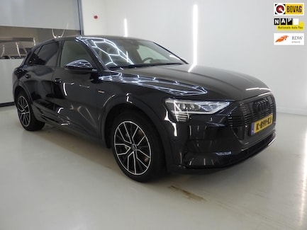 Audi E-tron 0