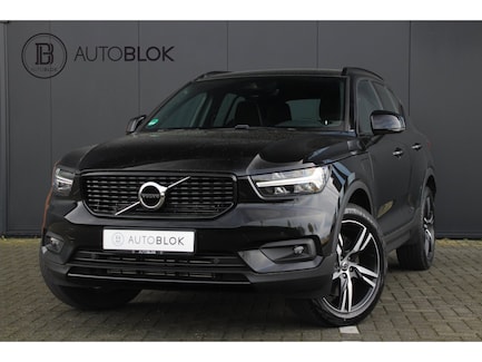 Volvo XC40 0