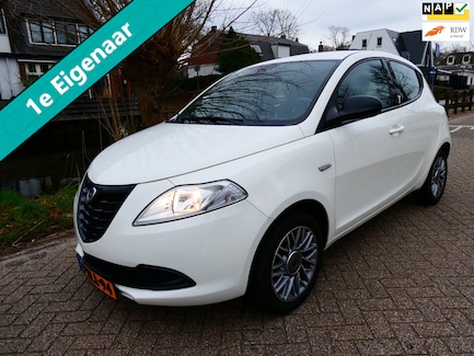 Lancia Ypsilon 0