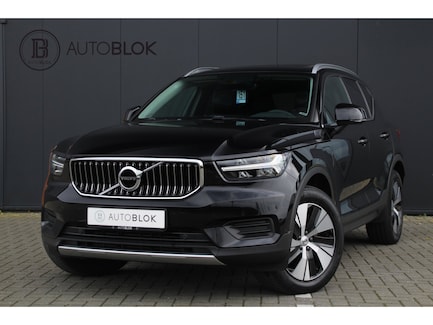 Volvo XC40 0