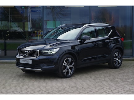 Volvo XC40 0