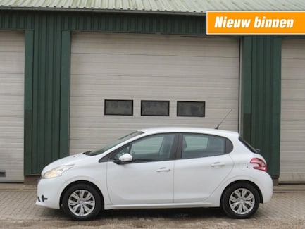 Peugeot 208 0