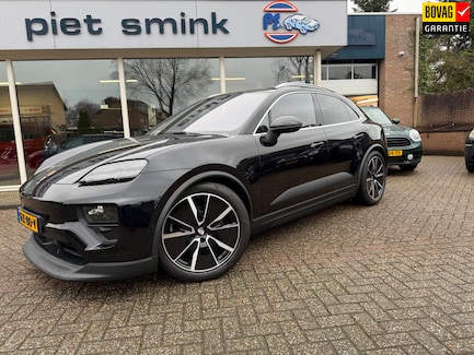 Porsche Macan 0