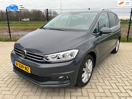 Volkswagen Touran 0