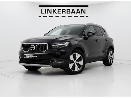 Volvo XC40 0