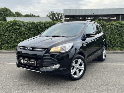 Ford Kuga 0