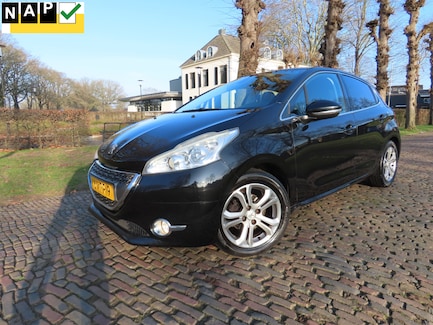 Peugeot 208 0