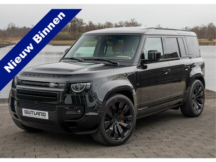 Land Rover Defender 0