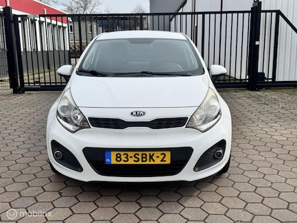 Kia Rio 0