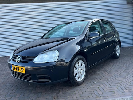 Volkswagen Golf 0