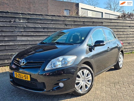 Toyota Auris 0