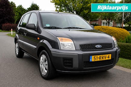Ford Fusion 0