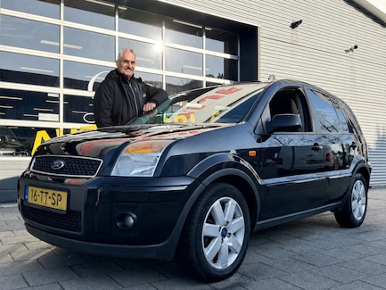 Ford Fusion 0