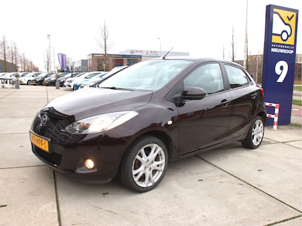 Mazda 2 0