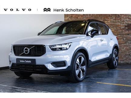 Volvo XC40 0
