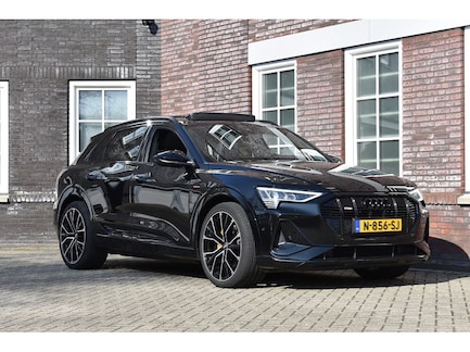 Audi E-tron 0