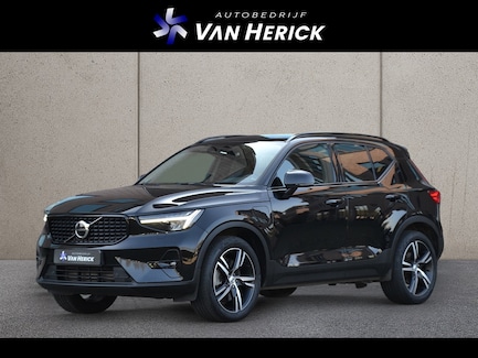 Volvo XC40 0