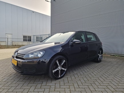 Volkswagen Golf 0