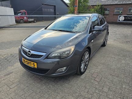 Opel Astra 0