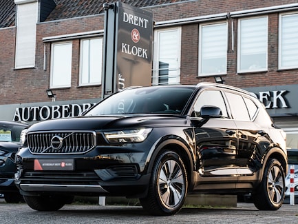 Volvo XC40 0