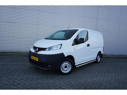 Nissan NV200 0