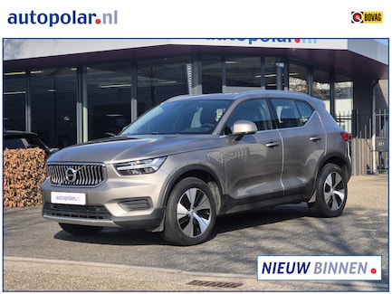 Volvo XC40 0