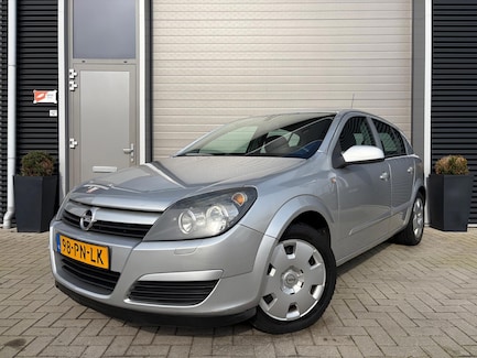 Opel Astra 0