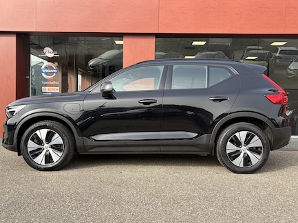 Volvo XC40 0