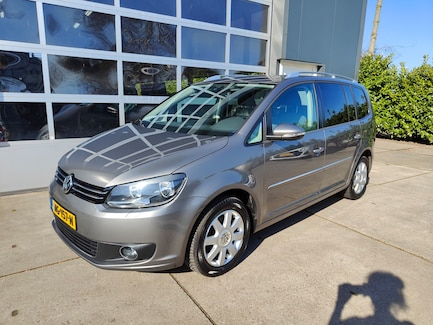 Volkswagen Touran 0