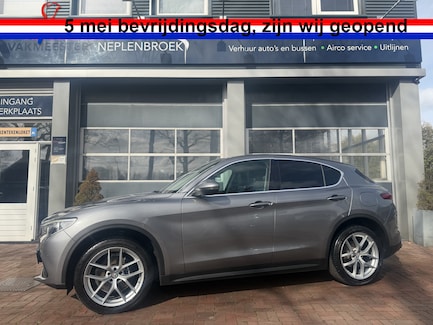 Alfa Romeo Stelvio 0