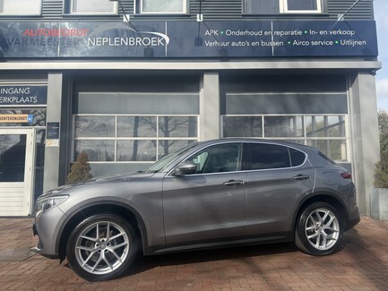 Alfa Romeo Stelvio 0