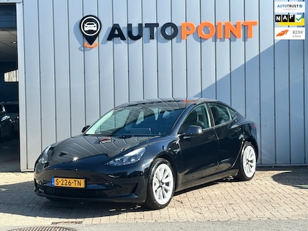 Tesla Model 3 0