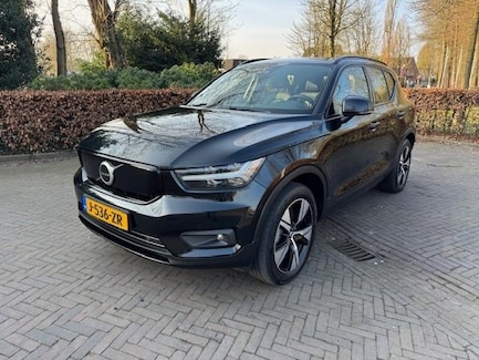 Volvo XC40 0
