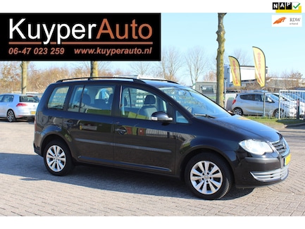 Volkswagen Touran 0