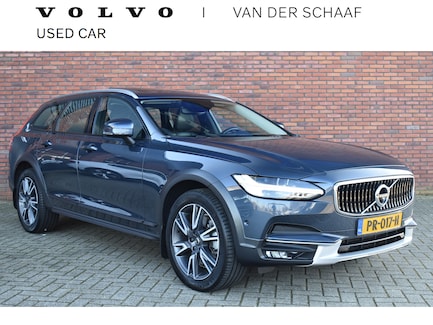 Volvo V90 Cross Country 0