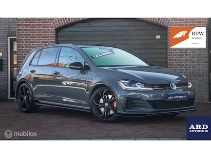 Volkswagen Golf 0