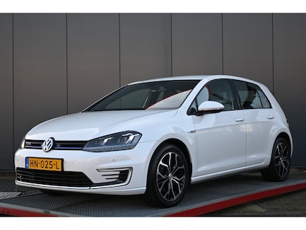 Volkswagen Golf 0