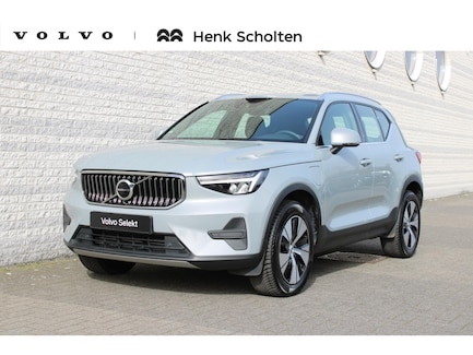 Volvo XC40 0