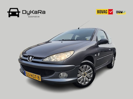 Peugeot 206 0