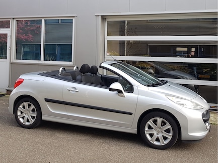 Peugeot 207 0