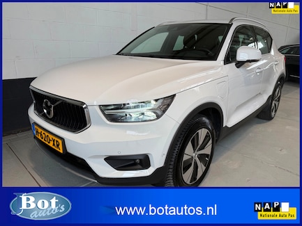 Volvo XC40 0