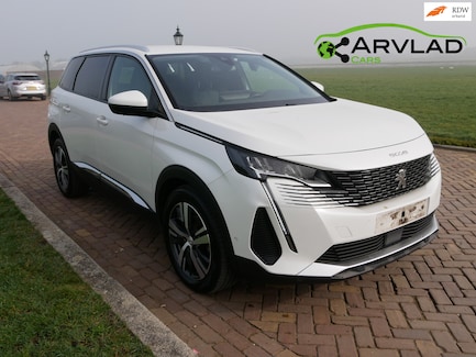 Peugeot 5008 0