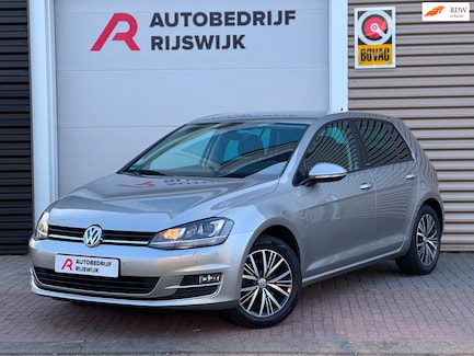 Volkswagen Golf 0