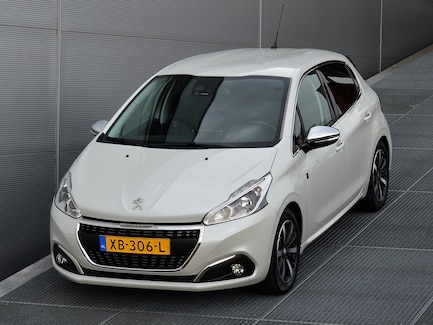 Peugeot 208 0