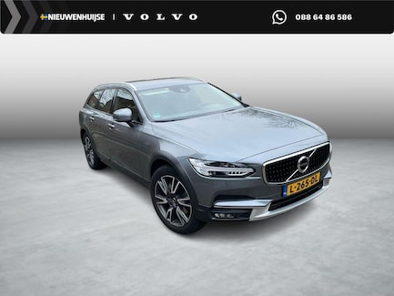 Volvo V90 Cross Country 0