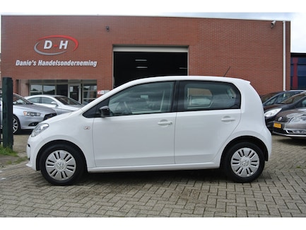 Volkswagen Up! 0