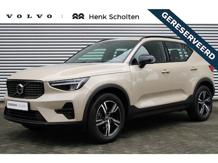 Volvo XC40 0